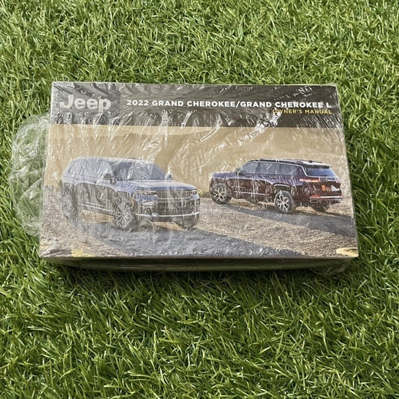 2022 Jeep Grand Cherokee, Grand Cherokee L Owners Manual, 5.7L 3.6L 2.0L - Picture 2 of 12